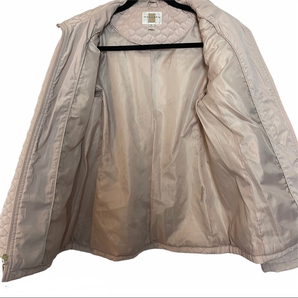 Gallery lighter Weight Beige Quilted Jacket Sz. S - Picture 4 of 16